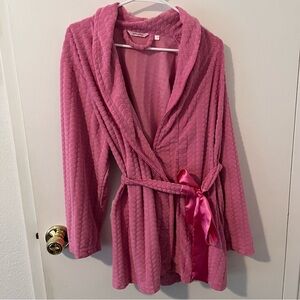 La Vie en Rose Plush Robe Hearts Pattern Satin Belt Shawl Collar Small Medium